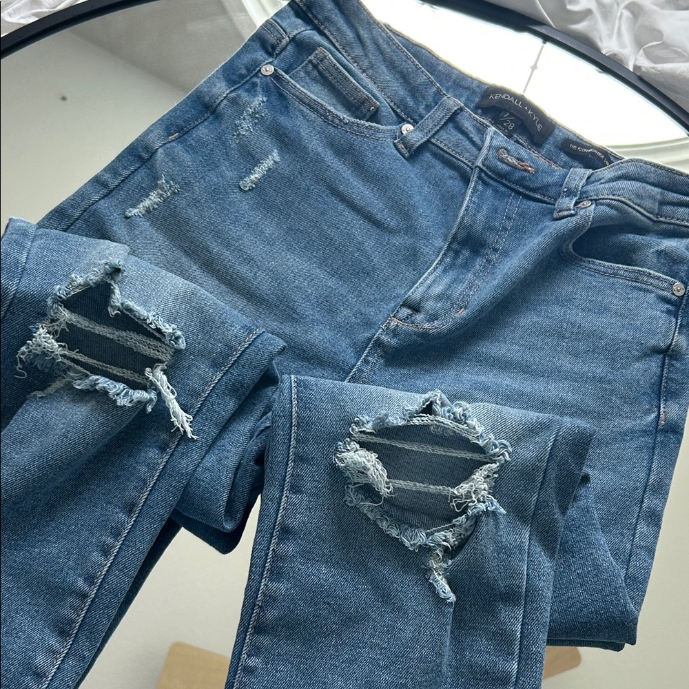 Kendall+Kylie Stylish Blue Distressed Jeans - Picture 3 of 4